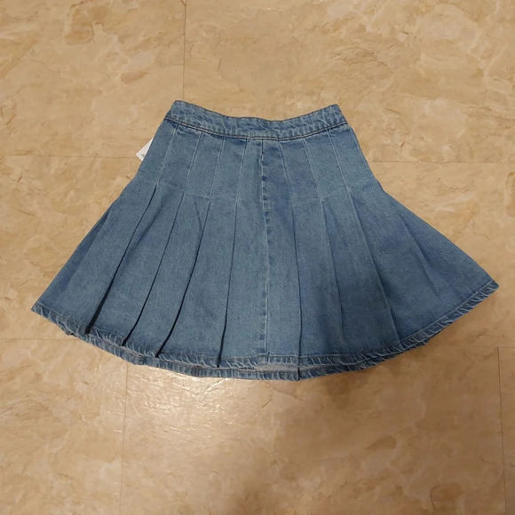 Arden pleated  mini skirt nwt size XS - Picture 2 of 4